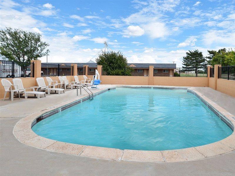 Route 66 Inn & Suites By Oyo Vega Tx Exterior foto